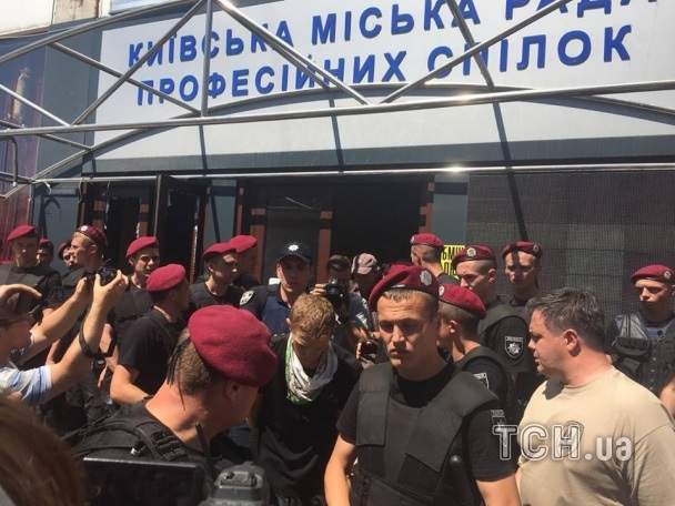 В Киеве полиция освободила кафе 