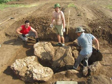 В Донецкой области обнаружены останки великана