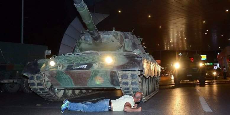 Неудавшийся переворот в Турции забрал жизни 194 человек