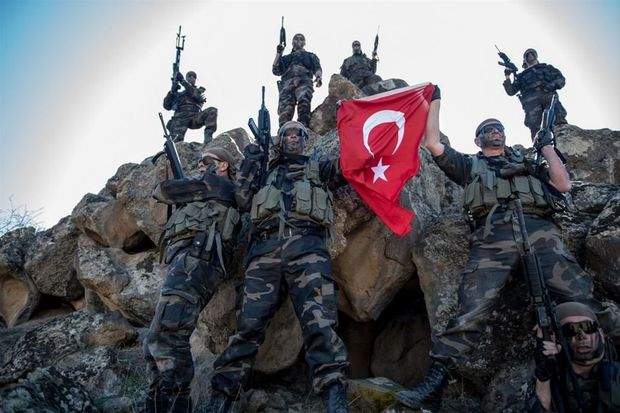 В Турции число задержанных возросло до шести тысяч