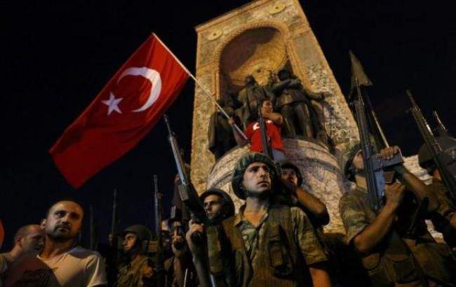 В Турции произошли новые столкновения мятежников с полицией