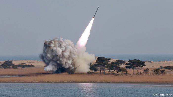 КНДР осуществила очередной запуск баллистической ракеты