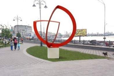 В Киеве состоится открытие  скульптуры “Яблоко”