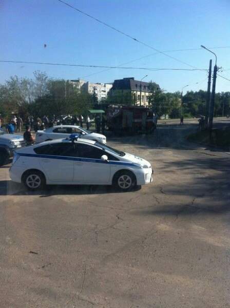 Обнародованы фото с места взрыва автомобиля Плотницкого в Луганске