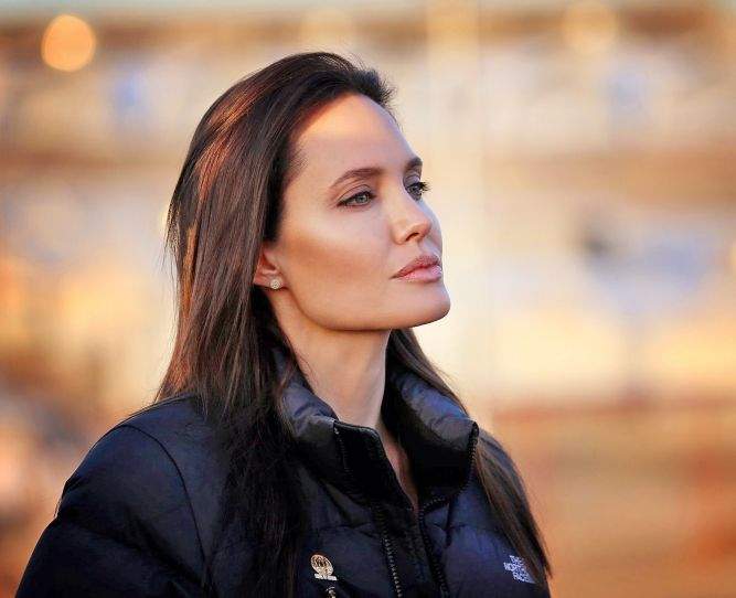 Анджелина Джоли стала преподавателем