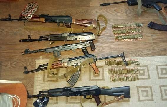 В Киевской области силовики обнаружили огромный арсенал оружия из зоны АТО