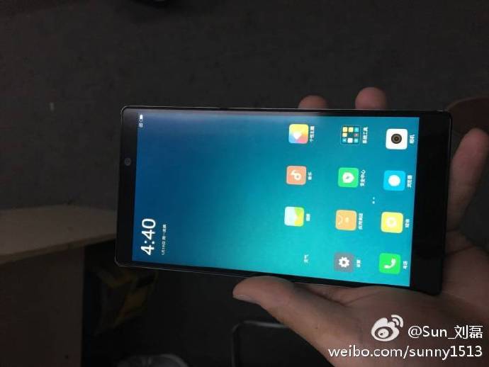 Появились «живые» фото якобы Xiaomi Mi 6