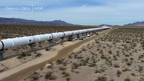 Появились первые фото тестового трека Hyperloop в Неваде