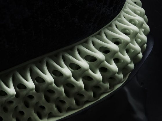 Adidas 3D Runner — первые серийные кроссовки, напечатанные на 3D-принтере