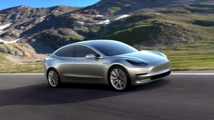 Tesla начала серийный выпуск аккумуляторных ячеек для Model 3