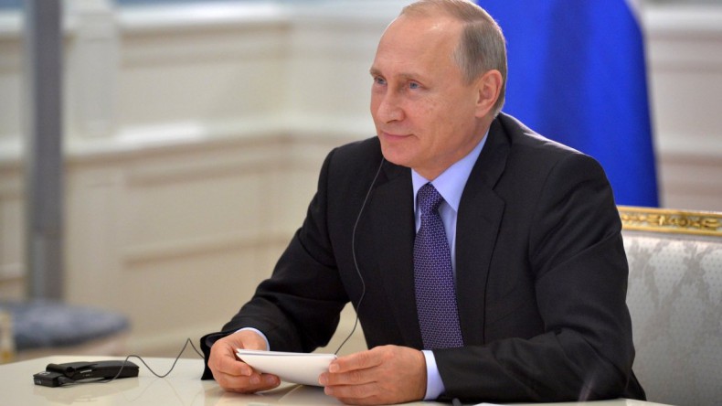 Владимир Путин поклялся не допустить начала «цветных революций»