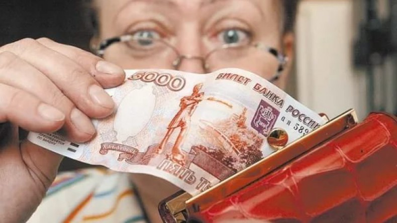 Бюджетники России будут получать в два раза больше