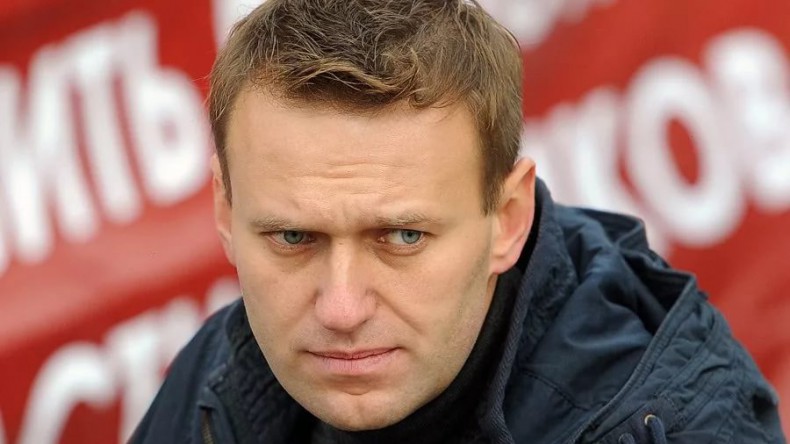 Навальный пригрозил правительству Петербурга