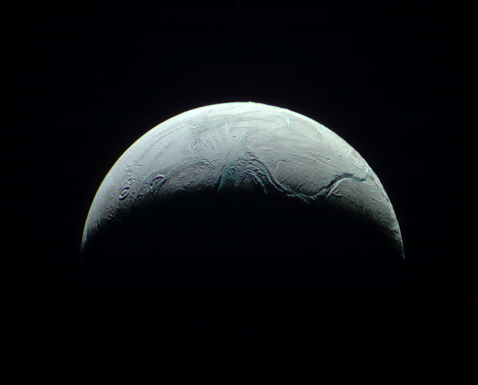 NASA показала анимацию Энцелада