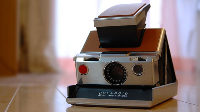 Polaroid громко намекает на большой анонс в среду