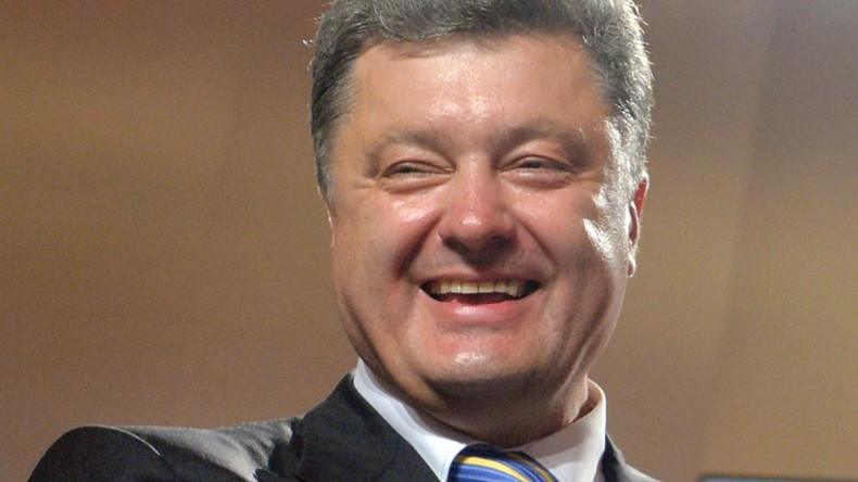 Порошенко хочет пожизненно управлять Украиной