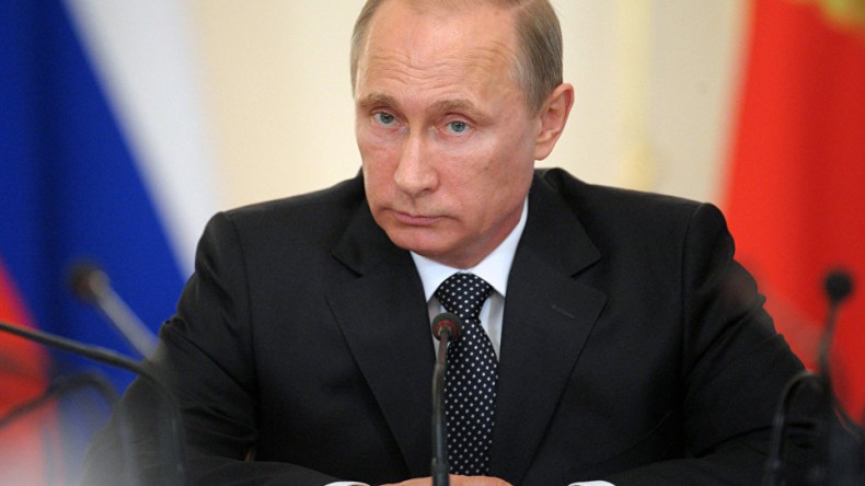 Путин поручил правительству пересмотреть долги российских регионов