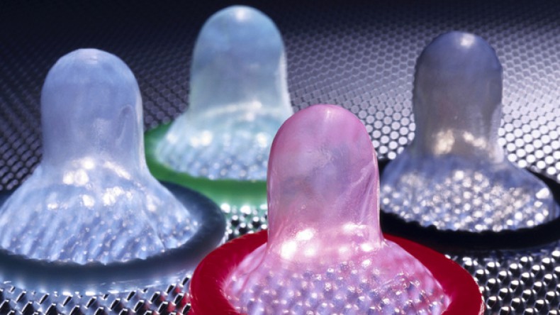 ФАС предлагает снизить цены на презервативы