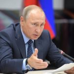 Путин примет губернаторов, отправленных в отставку