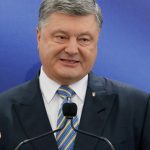 Порошенко призвал ракетные войска готовиться вступить в бой в любой момент