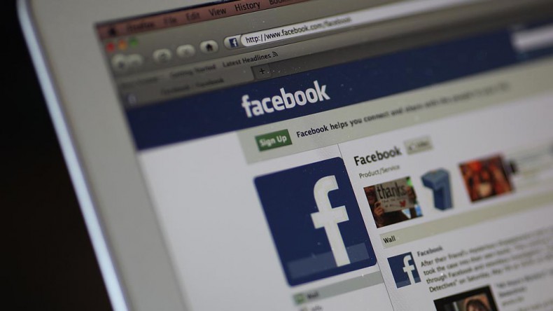 Facebook запретил удалять старые посты