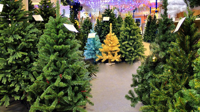 Россияне выбирают более дорогие новогодние елки