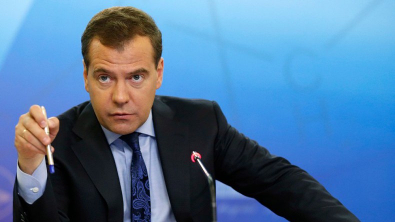 Медведев требует наказать виновных в неудачном пуске 