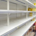 Москвичей ждут перебои с продуктами