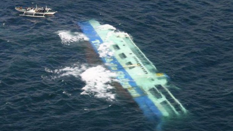 У берегов Филиппин затонуло судно с 251 человеком на борту