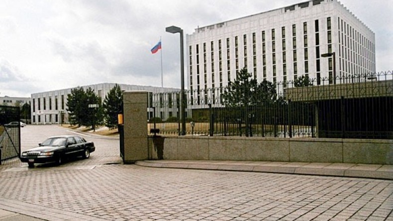 Площадь у посольства России в США назовут в честь Немцова