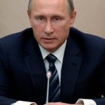 Путин внес в Госдуму проект о повышении МРОТ до прожиточного минимума