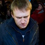 Алексея Навального вызвали по делу об избиении полицейских