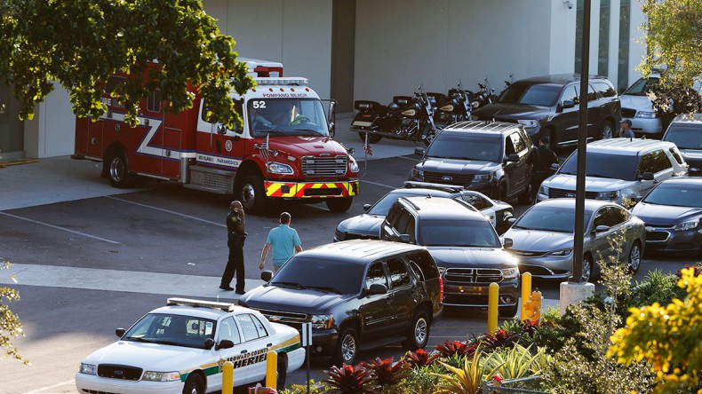 В школе Флориды в результате стрельбы погибли 17 человек