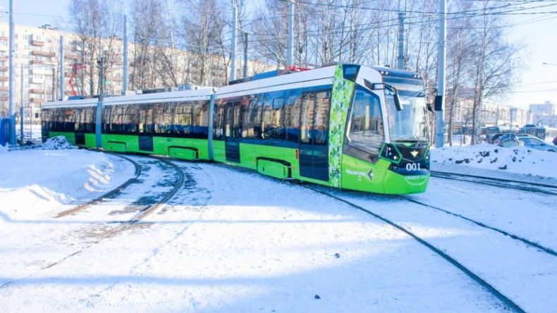 В Петербурге вновь пострадал частный трамвай 