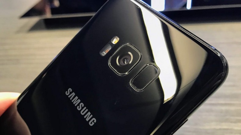 В России начались продажи Samsung Galaxy S9 и S9+