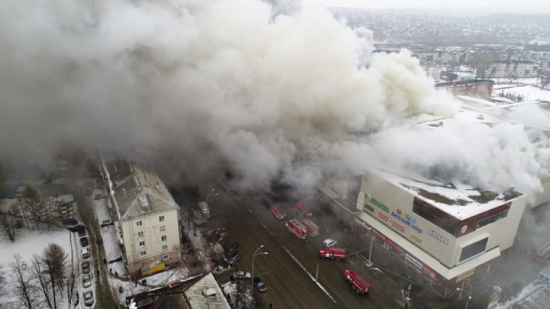 Возможной причиной пожара в Кемерово назвали дефекты электросети