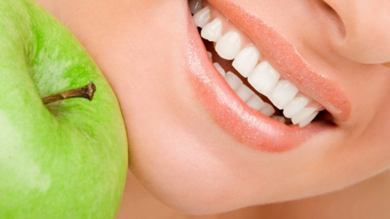 Здоровые зубы могут означать гораздо больше, чем просто красивая улыбка
