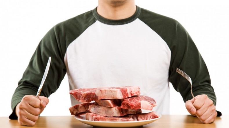Ученые объяснили, чем опасно красное мясо