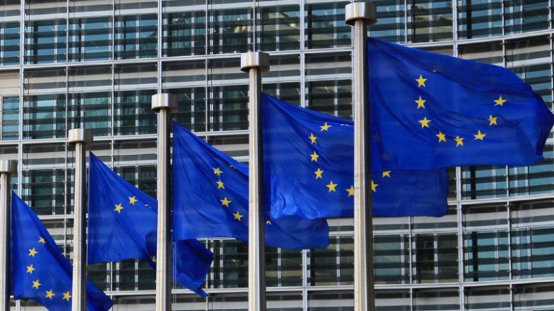 Еврокомиссия планирует жестко ответить США на введение пошлин на импорт стали и алюминия из ЕС