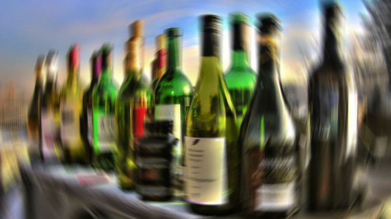 В Магнитогорске восьмиклассница умерла, выпив джин-тоник