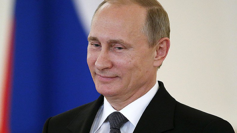 Две трети россиян одобряют работу Путина