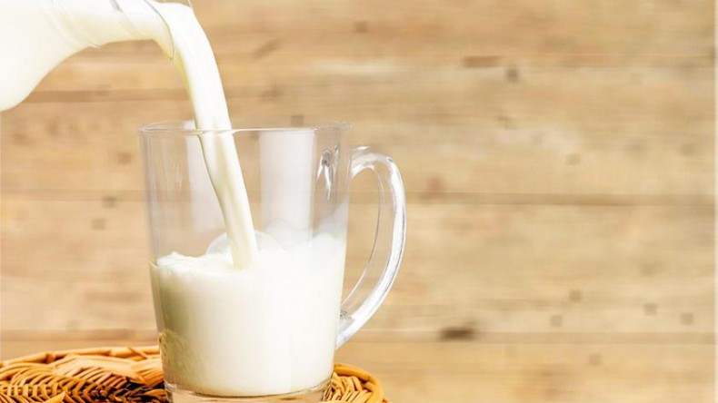 Употребление молока на завтрак защищает от сахарного диабета и ожирения