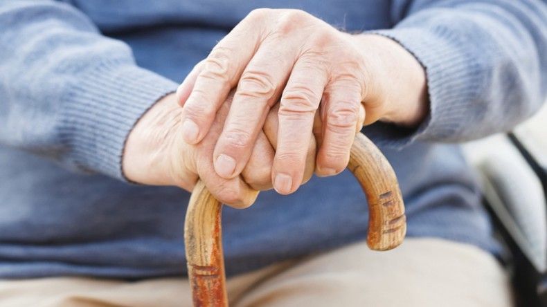 Повышение пенсионного возраста: жесткое решение давней проблемы