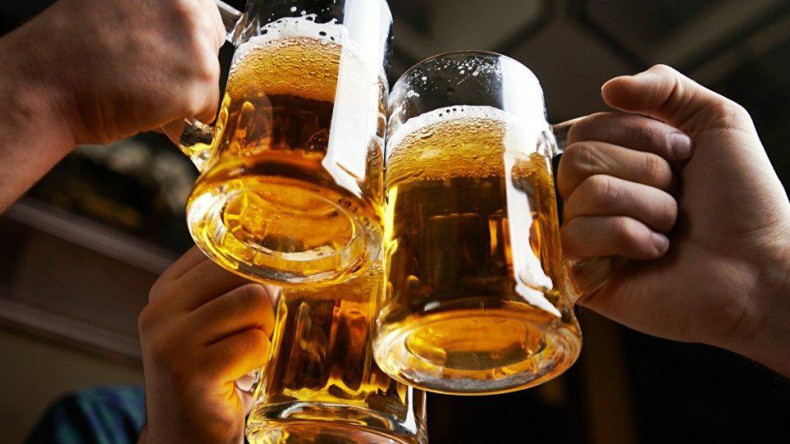 В России предложили ввести минимальную розничную цену на пиво