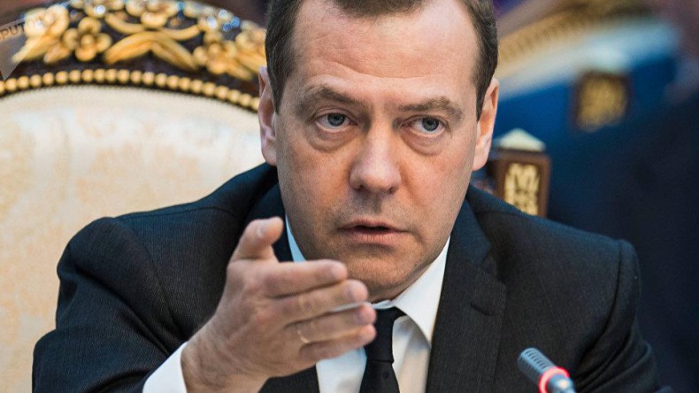 Медведев назвал объем потерь ЕС от антироссийских санкций