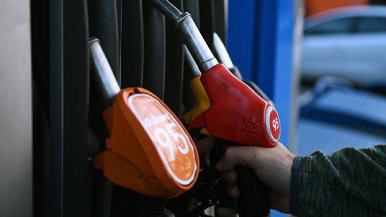 Правительство и нефтяники договорились о стабилизации на топливном рынке