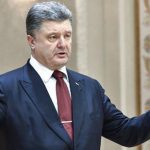 Порошенко заявил, что права россиян на Украине будут ограничены