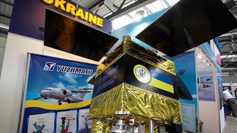 Чиновники «Укркосмоса» похитили 8 млн долларов, выделенные на создание первого украинского спутника