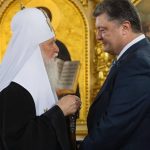 Порошенко просвоил Филарету звание Героя Украины