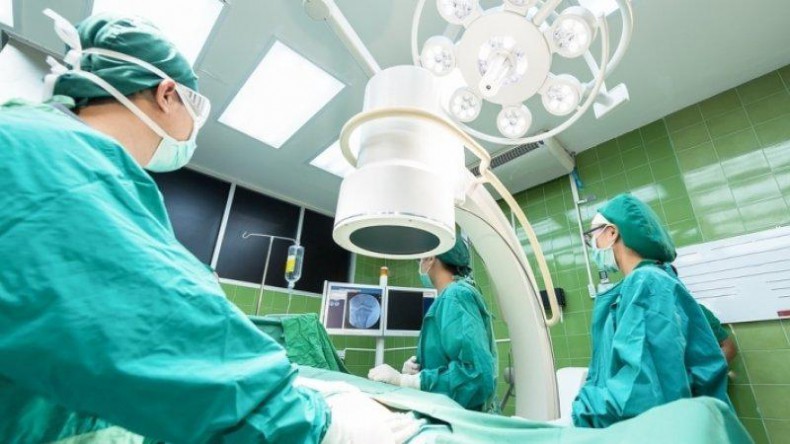 Росздравнадзор выявил нарушения в почти 70% клиник пластической хирургии